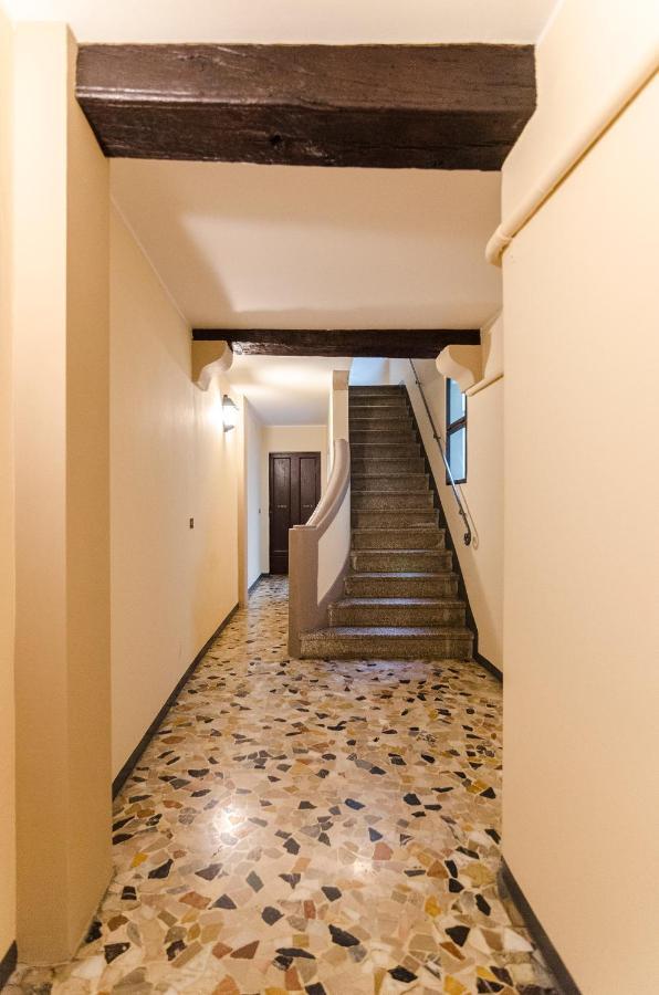 Appartamento Casa Rialto, in Centro Storico Bologna Esterno foto